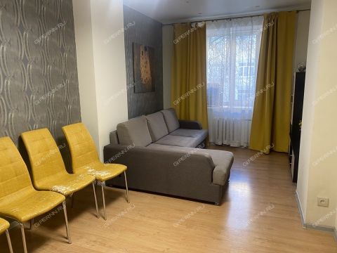 2-komnatnaya-ul-strazh-revolyucii-d-7 фото