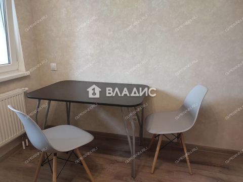 1-komnatnaya-ul-romantikov-d-12 фото