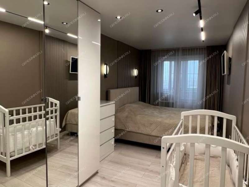 трёхкомнатная квартира на улице Адмирала Макарова дом 5 к2