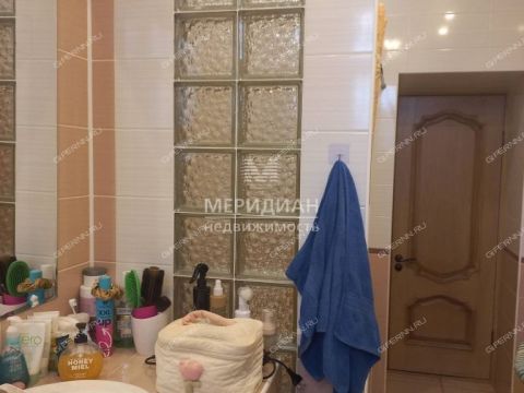 4-komnatnaya-ul-strazh-revolyucii-d-6-3 фото