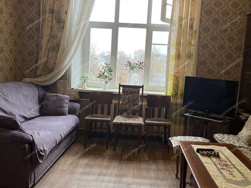 трёхкомнатная квартира на улице Коминтерна дом 181