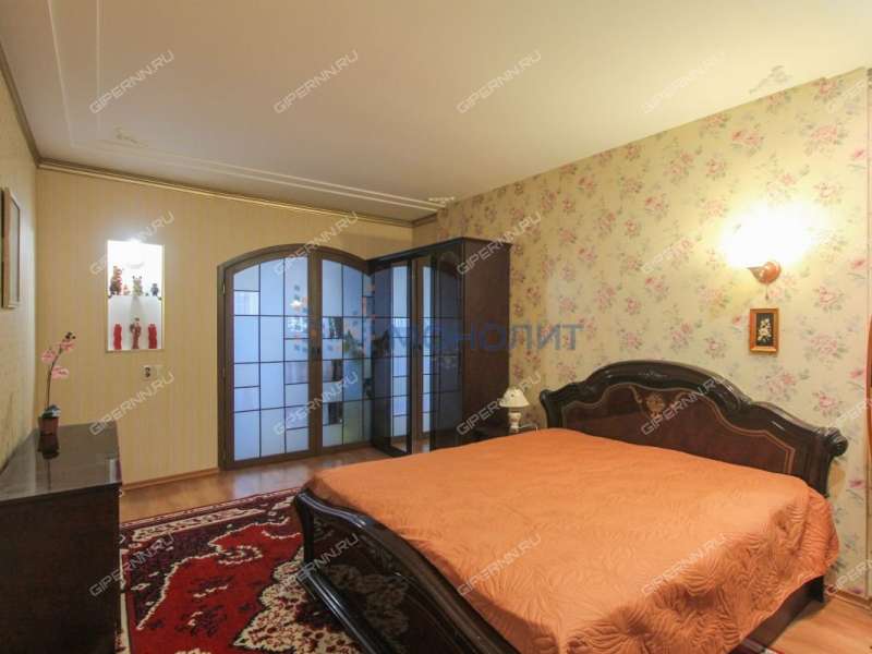 трёхкомнатная квартира на улице Невзоровых дом 85