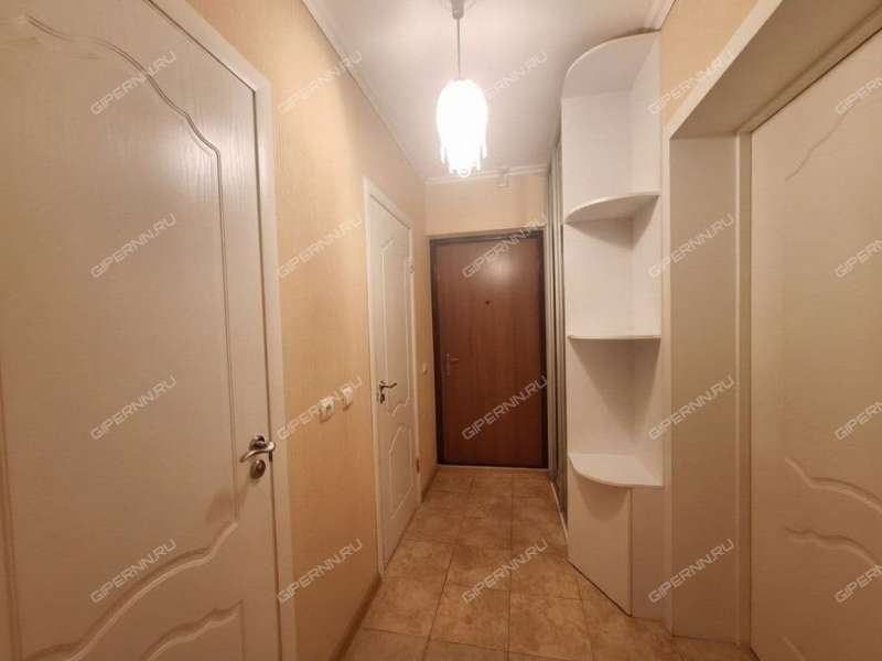 однокомнатная квартира на Вятской улице дом 1