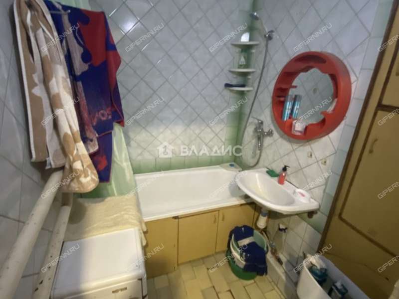 трёхкомнатная квартира на Московском шоссе дом 175