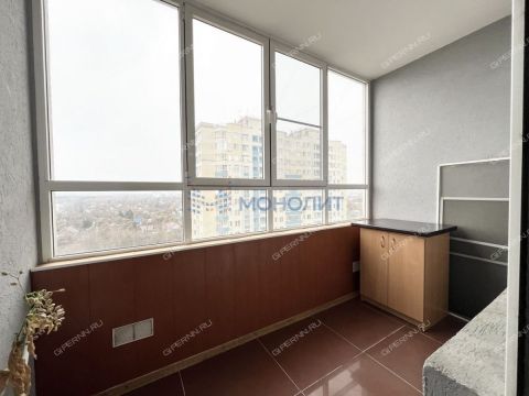 1-komnatnaya-ul-geroya-shnitnikova-d-3 фото