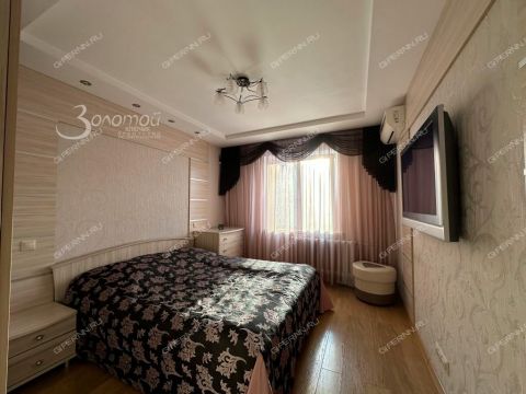 4-komnatnaya-ul-yuliusa-fuchika-d-7 фото