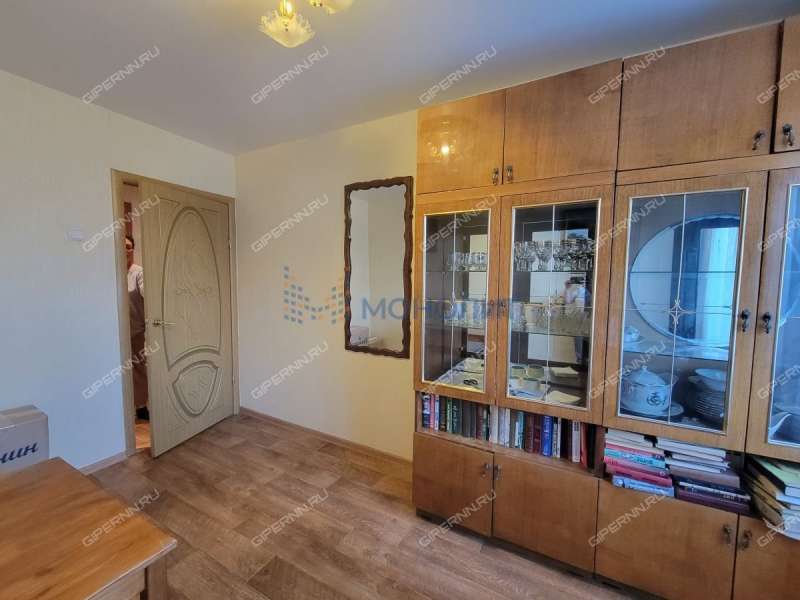 трёхкомнатная квартира на проспекте Кораблестроителей дом 26 к1