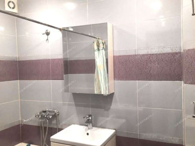 трёхкомнатная квартира на улице Мельникова дом 14