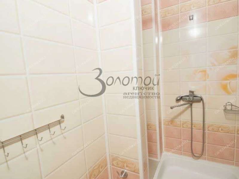 однокомнатная квартира на Почаинской улице дом 22