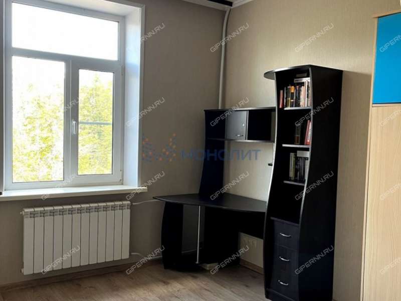 трёхкомнатная квартира на улице Гвардейцев дом 8