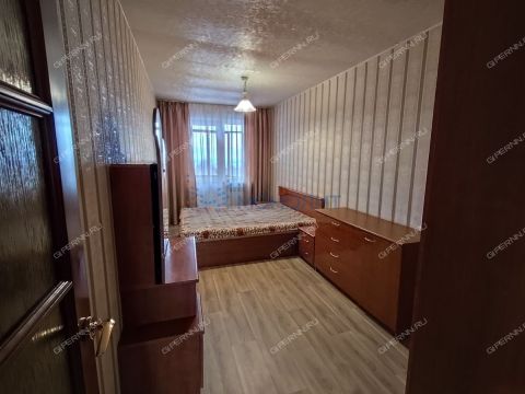 3-komnatnaya-ul-tropinina-d-10 фото