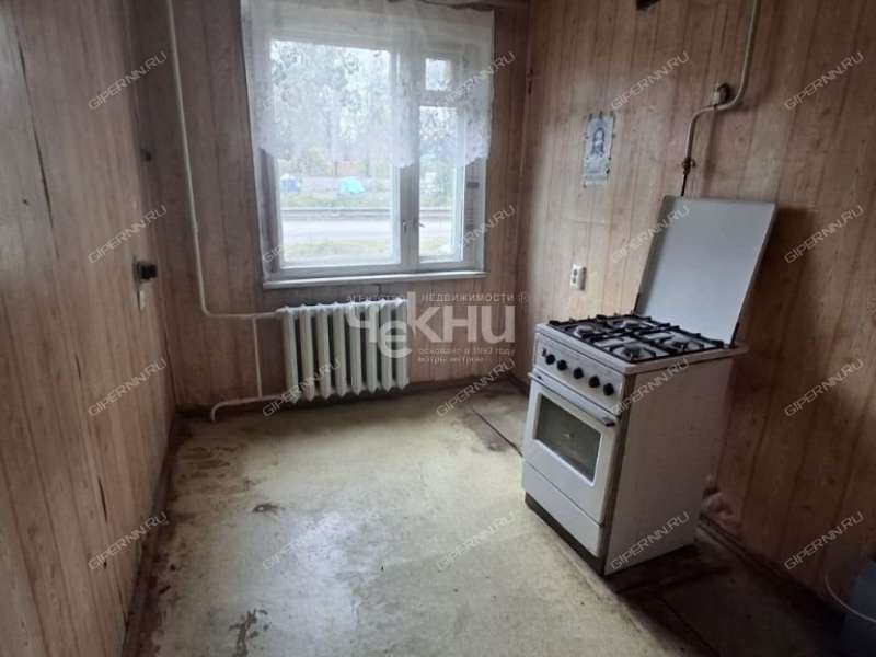 трёхкомнатная квартира на Космической улице дом 44