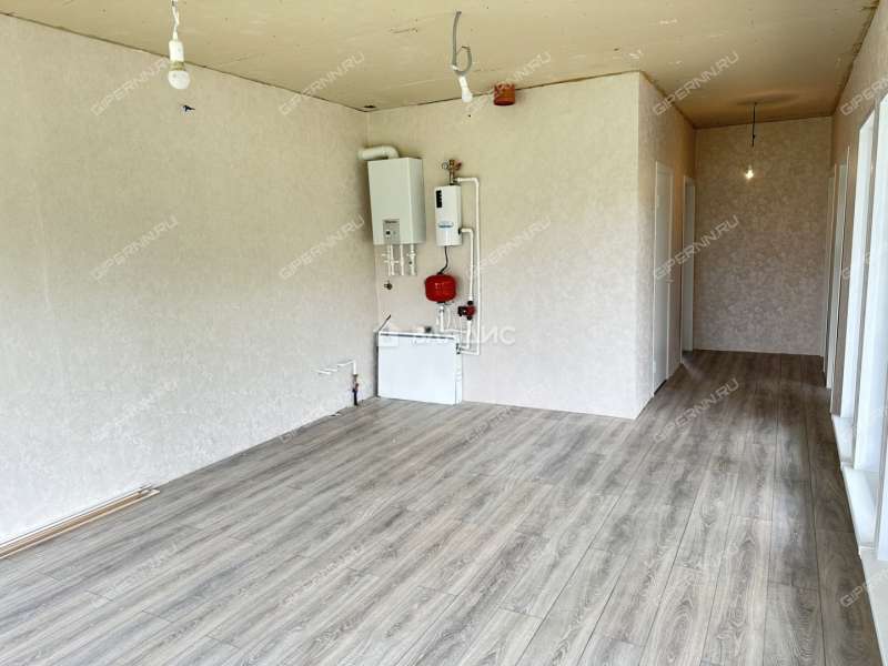 дом на Восточной улице село Каменки