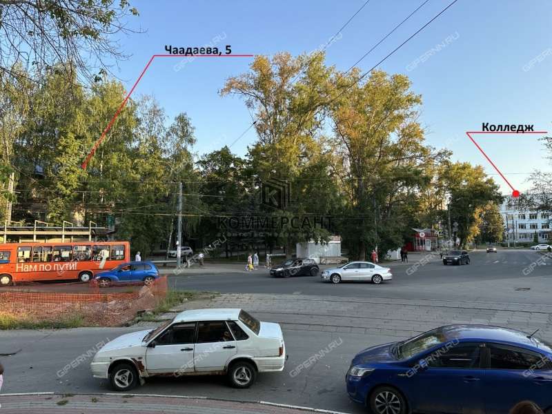 здание под офис, торговую площадь на улице Чаадаева