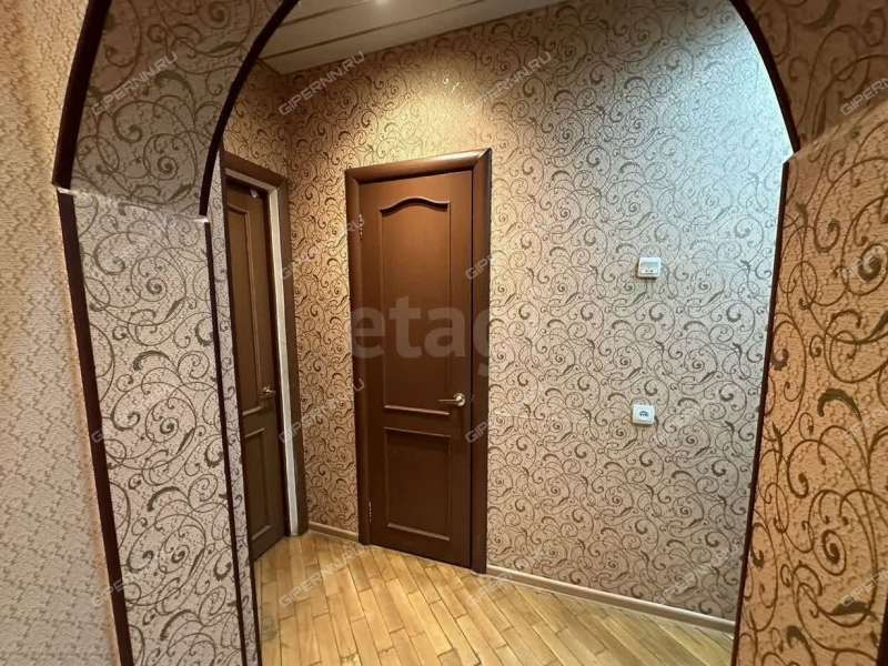 трёхкомнатная квартира на Студенческой улице дом 12