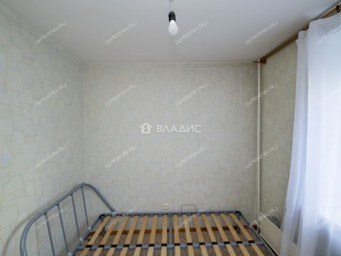1-komnatnaya-ul-40-let-oktyabrya-d-7b фото