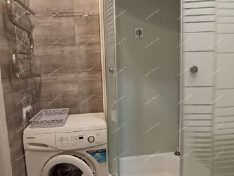 квартира-студия на проспекте Гагарина дом 99 к1