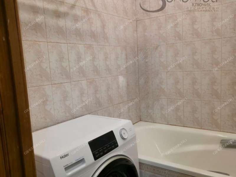 четырёхкомнатная квартира на улице Ситнова дом 8б город Дзержинск