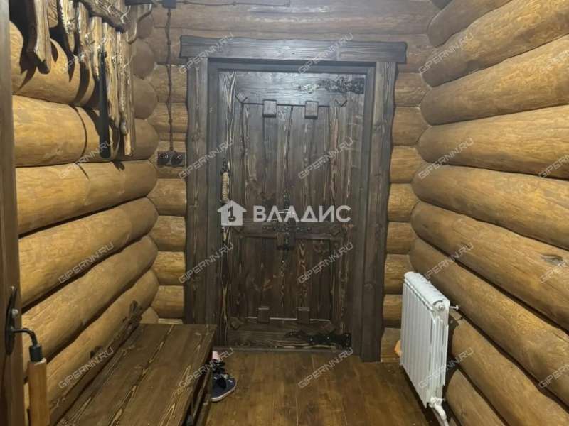 дом на улице Лесная сельский посёлок Заречный