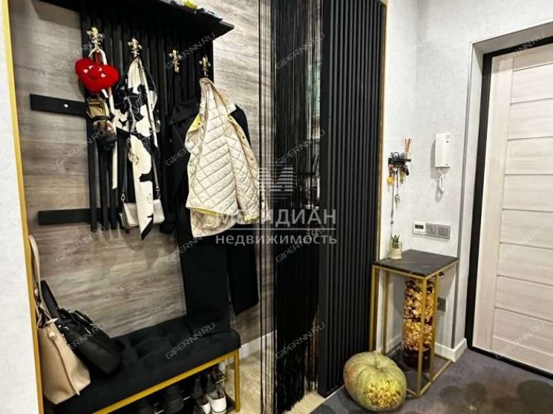 трёхкомнатная квартира на улице Максима Горького дом 144