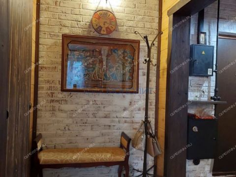 1-komnatnaya-b-r-60-letiya-oktyabrya-d-5a фото