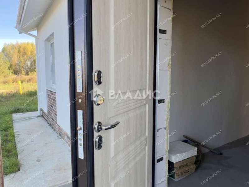 дом на улице Луговая деревня Борисовка