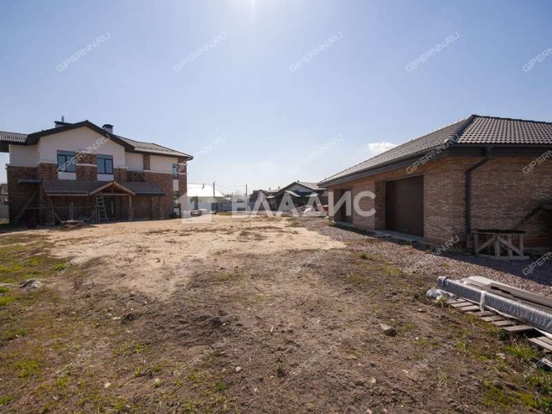 дом на улице Золотой Ключик территория ДНП Земляничная Поляна