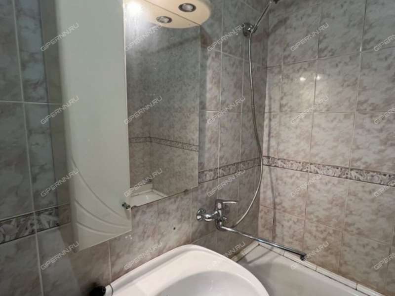 трёхкомнатная квартира на улице Бринского дом 4 к1