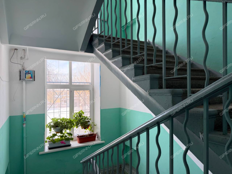 трёхкомнатная квартира на проспекте Октября дом 3