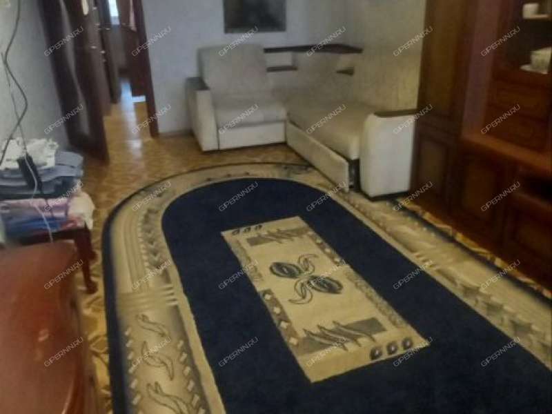 трёхкомнатная квартира на улице Челюскинцев дом 25