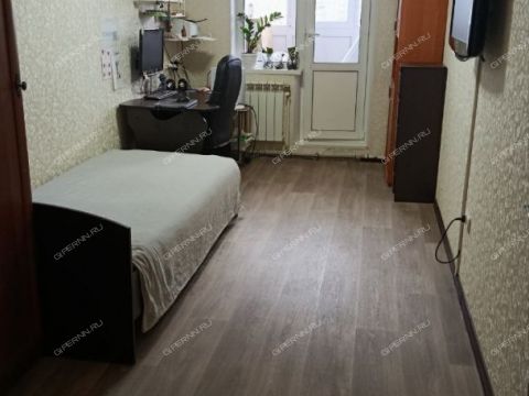 3-komnatnaya-ul-sergeya-akimova-d-9 фото