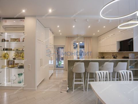 dom-derevnya-kusakovka-ul-vasilkovaya-d-159 фото