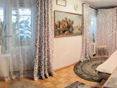 2-komnatnaya-b-r-zarechnyy-d-1 фото