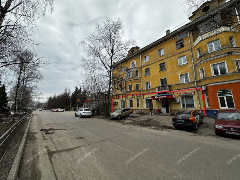 помещение под торговую площадь на улице Чаадаева