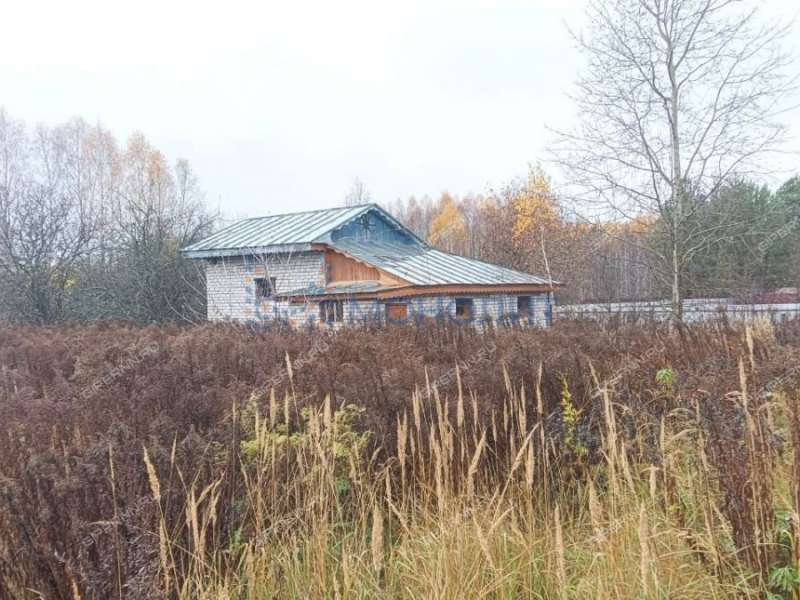дом на улице Полевая село Городищи