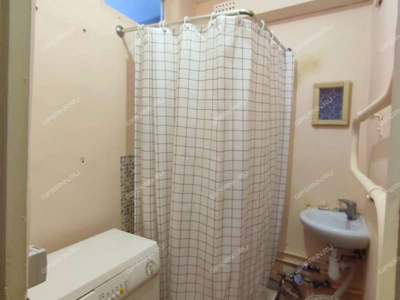 однокомнатная квартира в 2-м микрорайоне дом 22 город Кстово