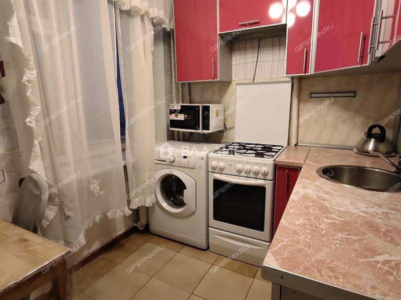 двухкомнатная квартира на Большой Покровской улице дом 32