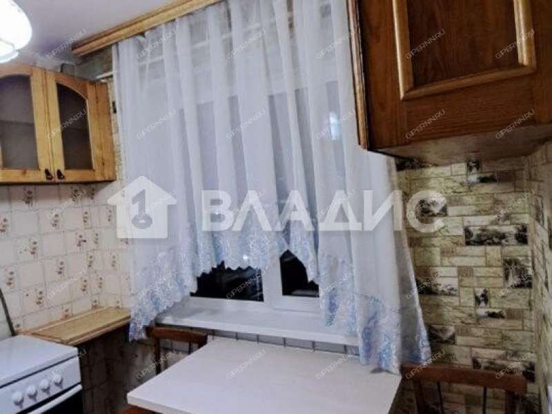 трёхкомнатная квартира на улице имени Генерала Ивлиева дом 20