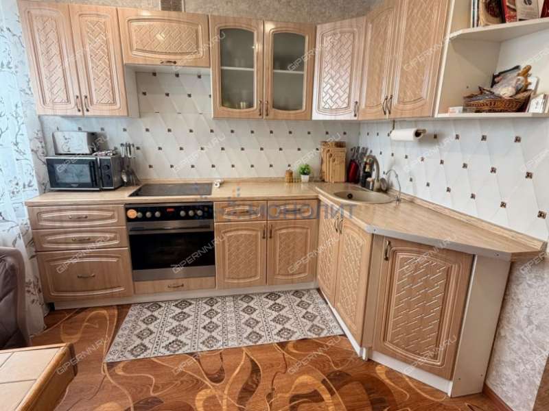 двухкомнатная квартира на улице Коммуны дом 18