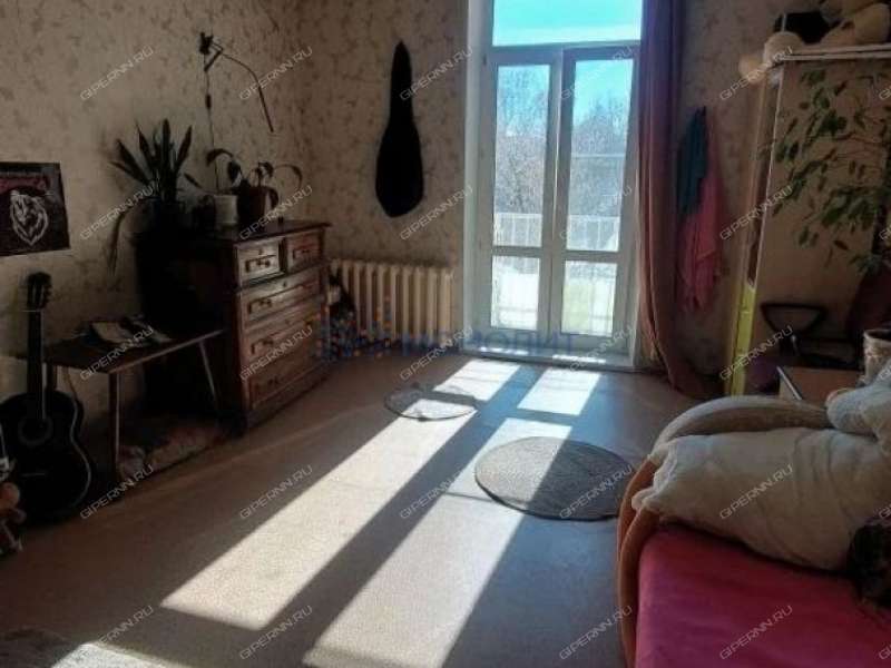 трёхкомнатная квартира на улице Гвардейцев дом 8